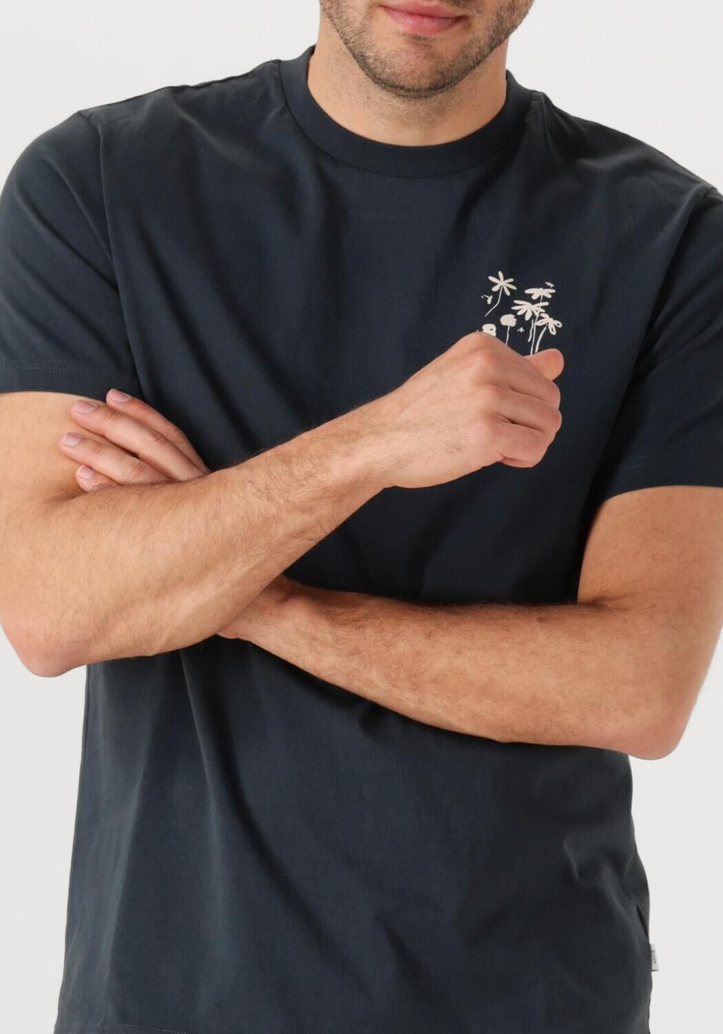 FORÉT Forét Heren Polo's & T-shirts Flora T-shirt Donkerblauw