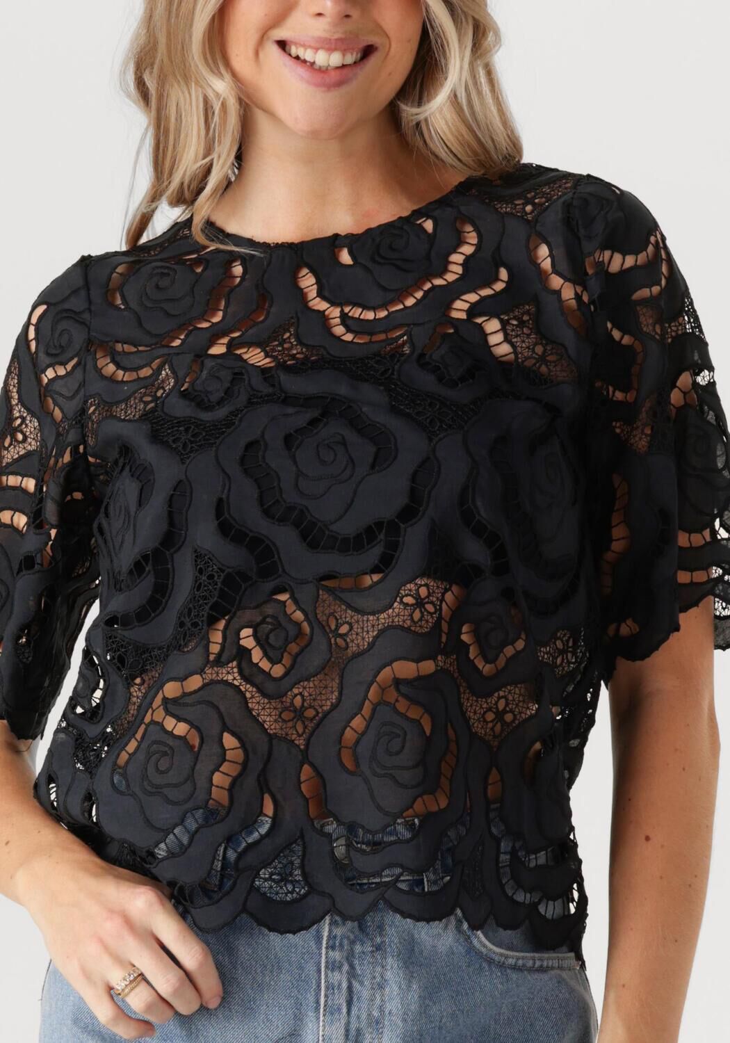 NEO NOIR Dames Tops & T-shirts Trisha Big Lace Blouse Zwart