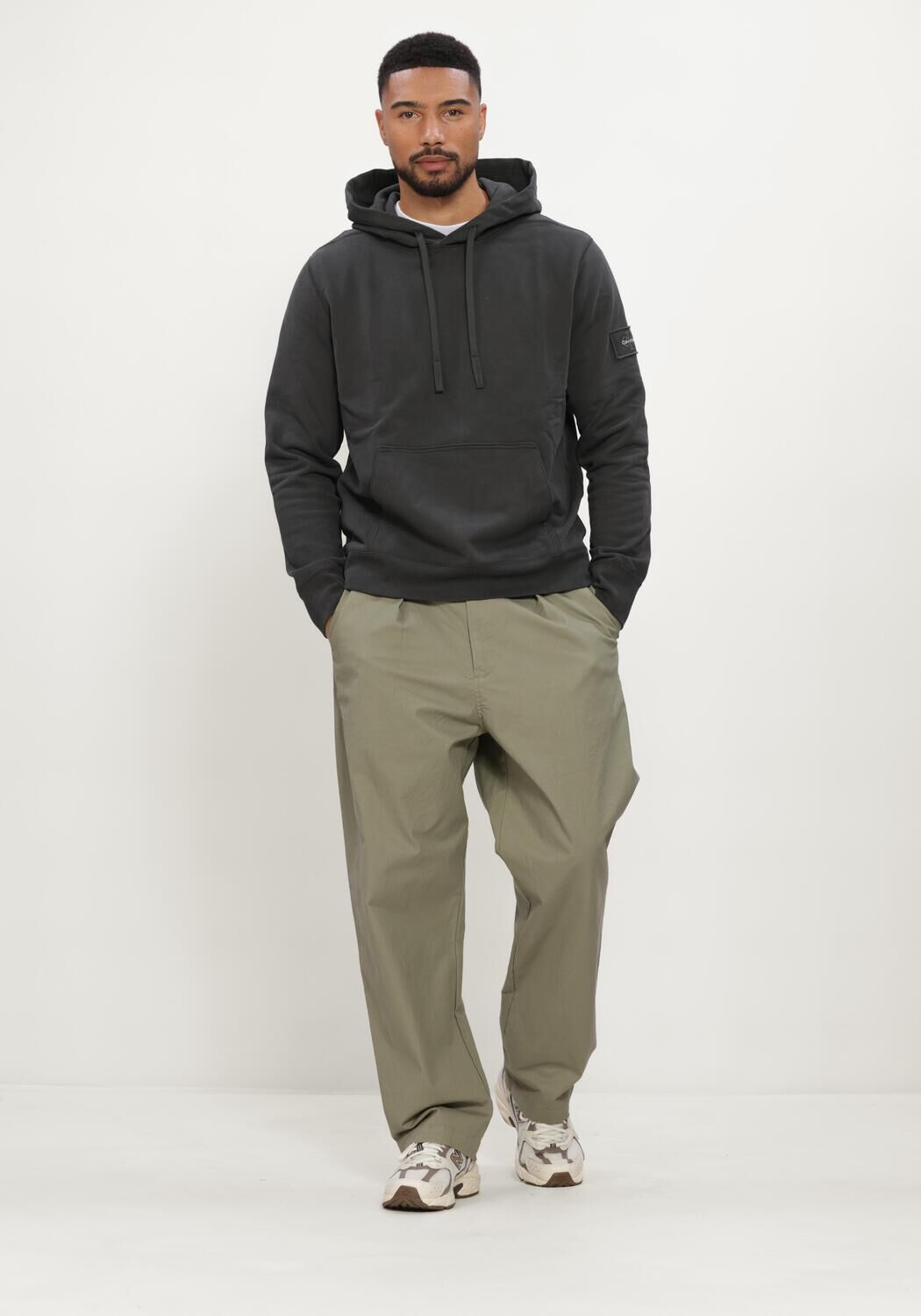 CALVIN KLEIN Heren Truien & Vesten Ls Eu 350terry Badge Hoodie Antraciet