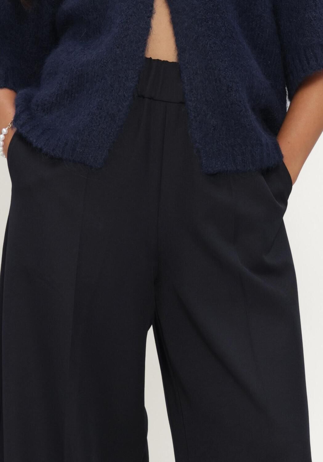 Zwarte NOTRE-V Wijde broek NV-IRINA - large