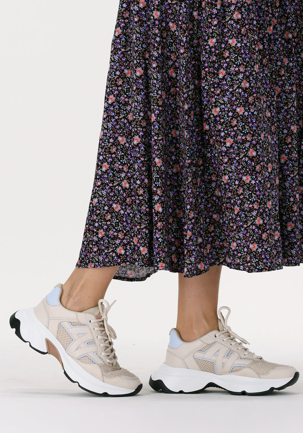 Dames store sneakers nubikk