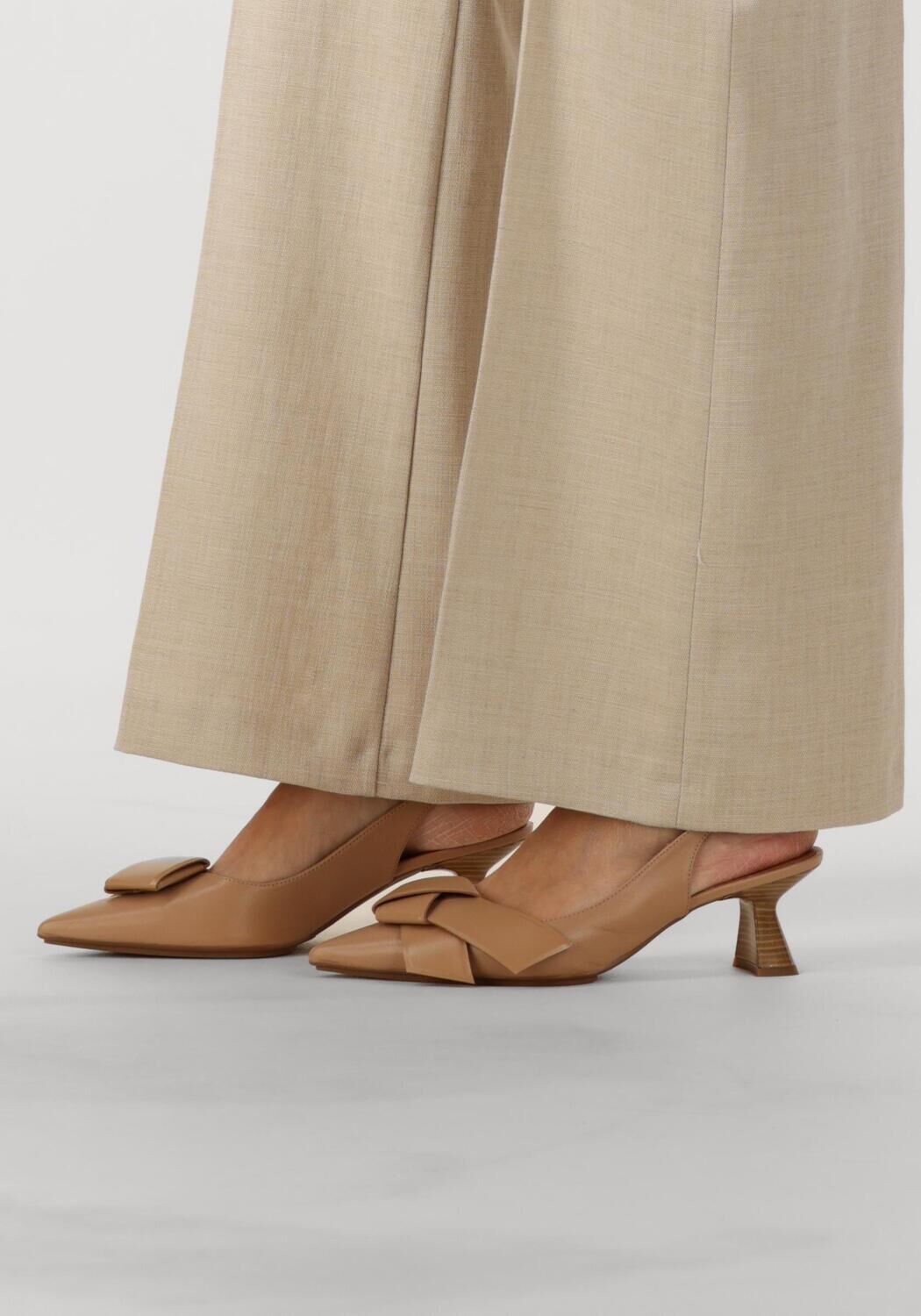 Beige LODI Slingbacks KAL5307 - large