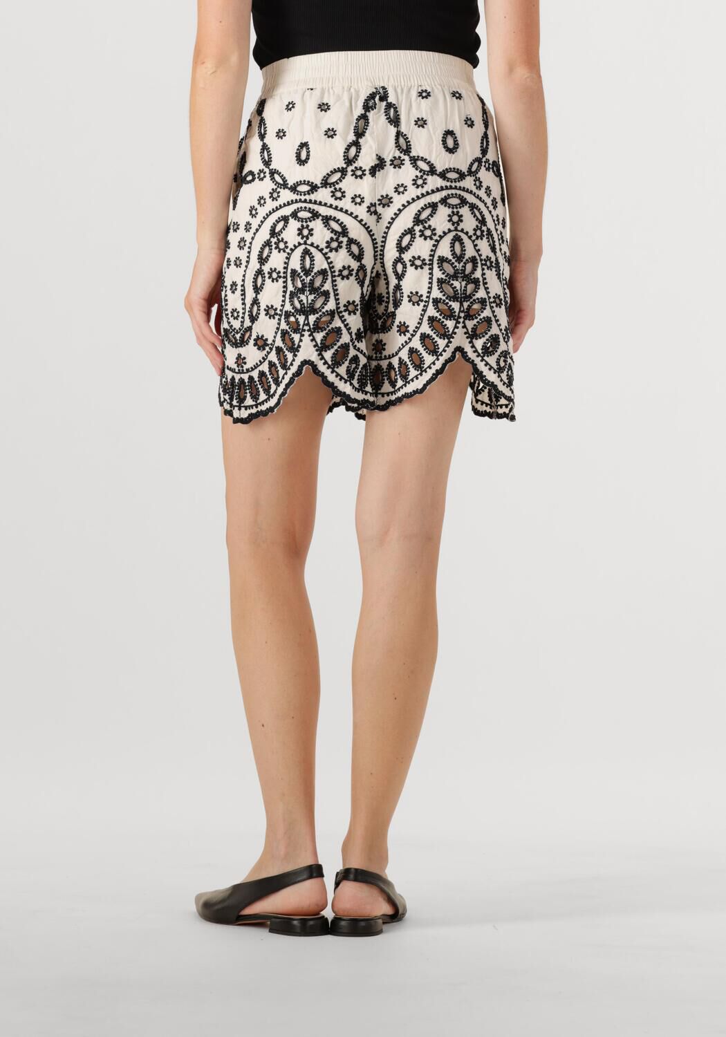 ROUGE EDIT Dames Broeken Roubrodie Wf Shorts Wit