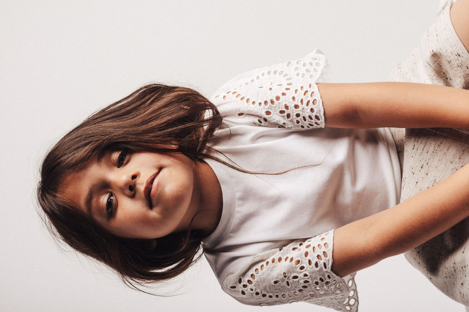 Ecru BAJE STUDIO T-shirt BLESS - large