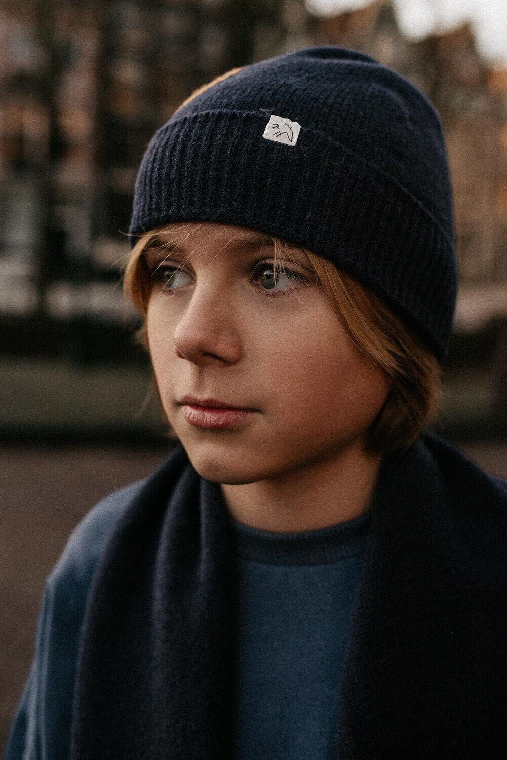 Donkerblauwe JENEST Muts J BEANIE - large