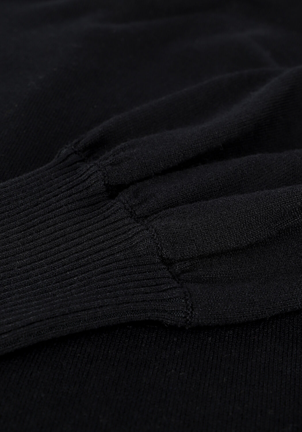 Zwarte MINUS Mini jurk MERSIN HIGHNECK KNIT DRESS - large