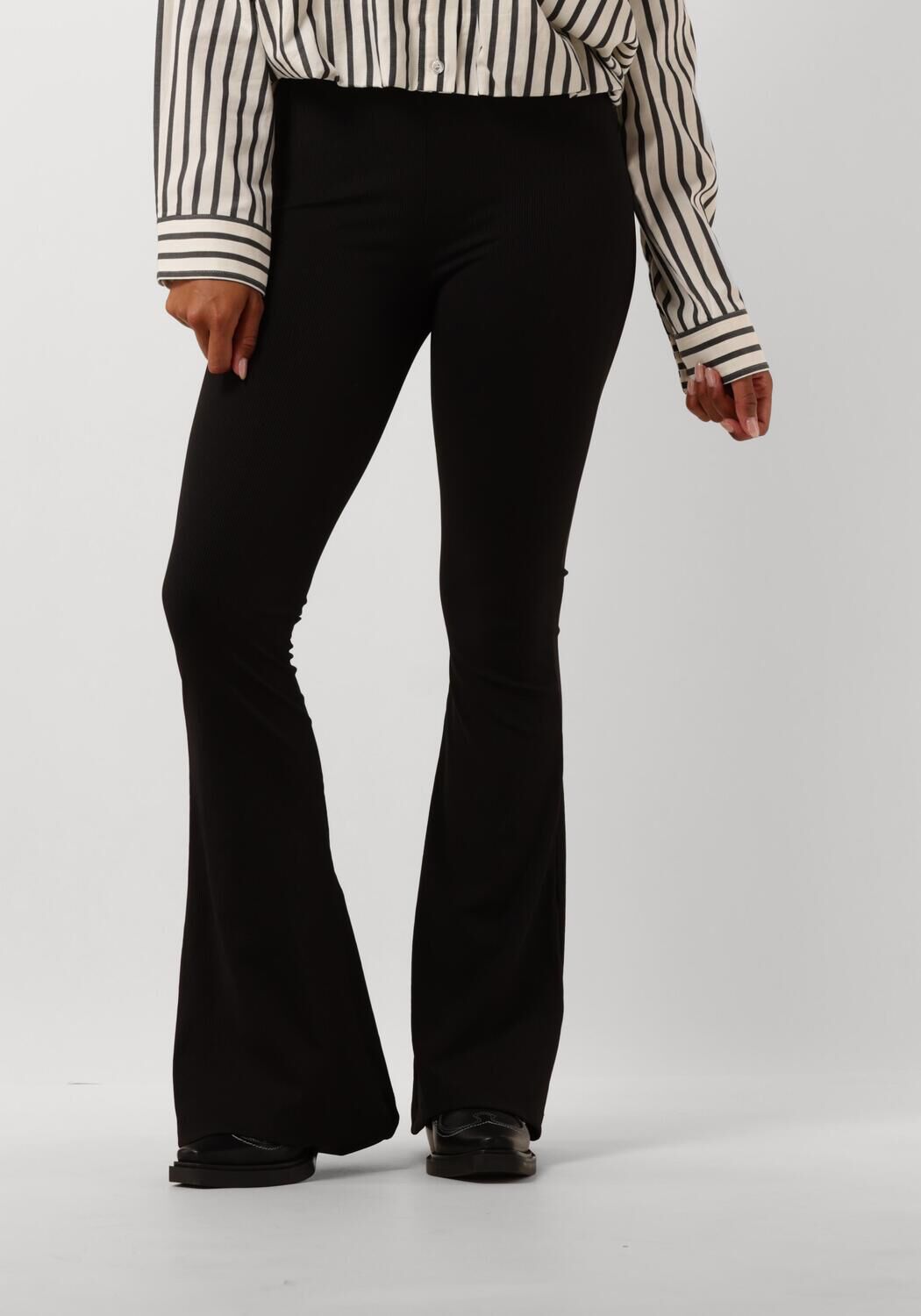 Lois Dames L34 Lea tencel flared broek Zwart | Anna van Toor