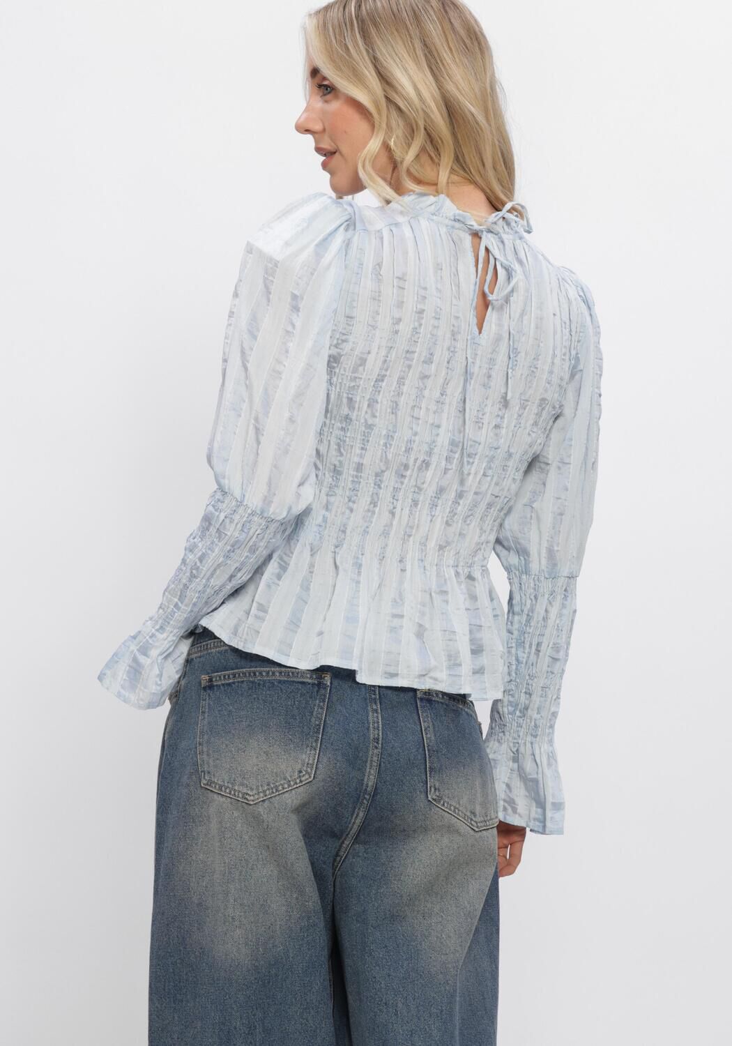 Blauwe Y.A.S. Blouses YASRAVA LS SMOCK TOP - large