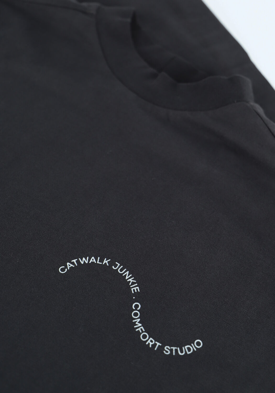 Zwarte CATWALK JUNKIE T-shirt LS THE WAVE - large