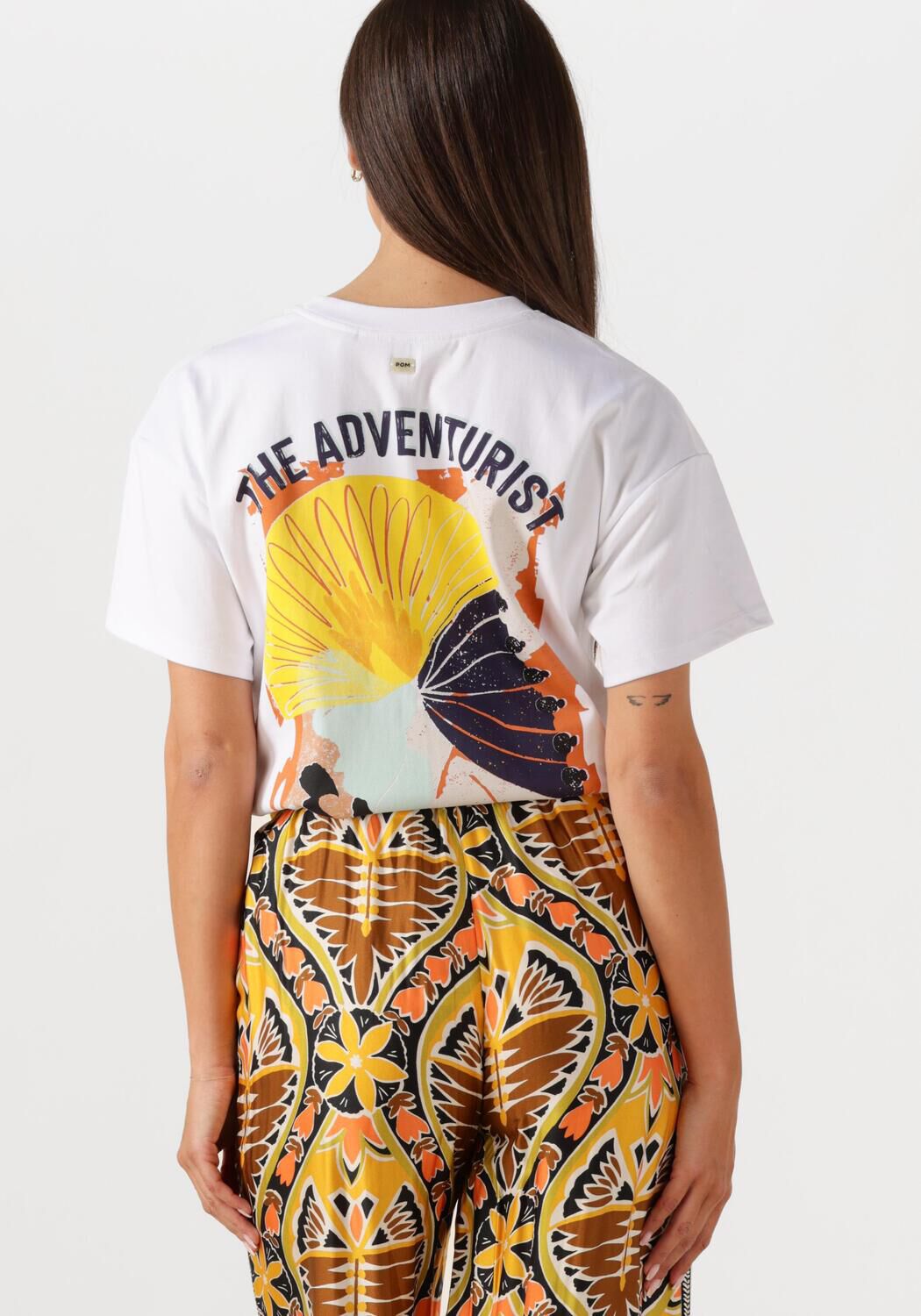 POM AMSTERDAM Dames Tops & T-shirts The Adventurist Wit