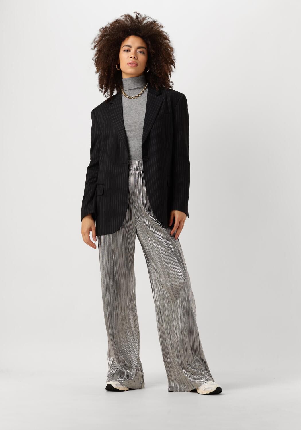 Kleding online kopen Morgen in huis Omoda