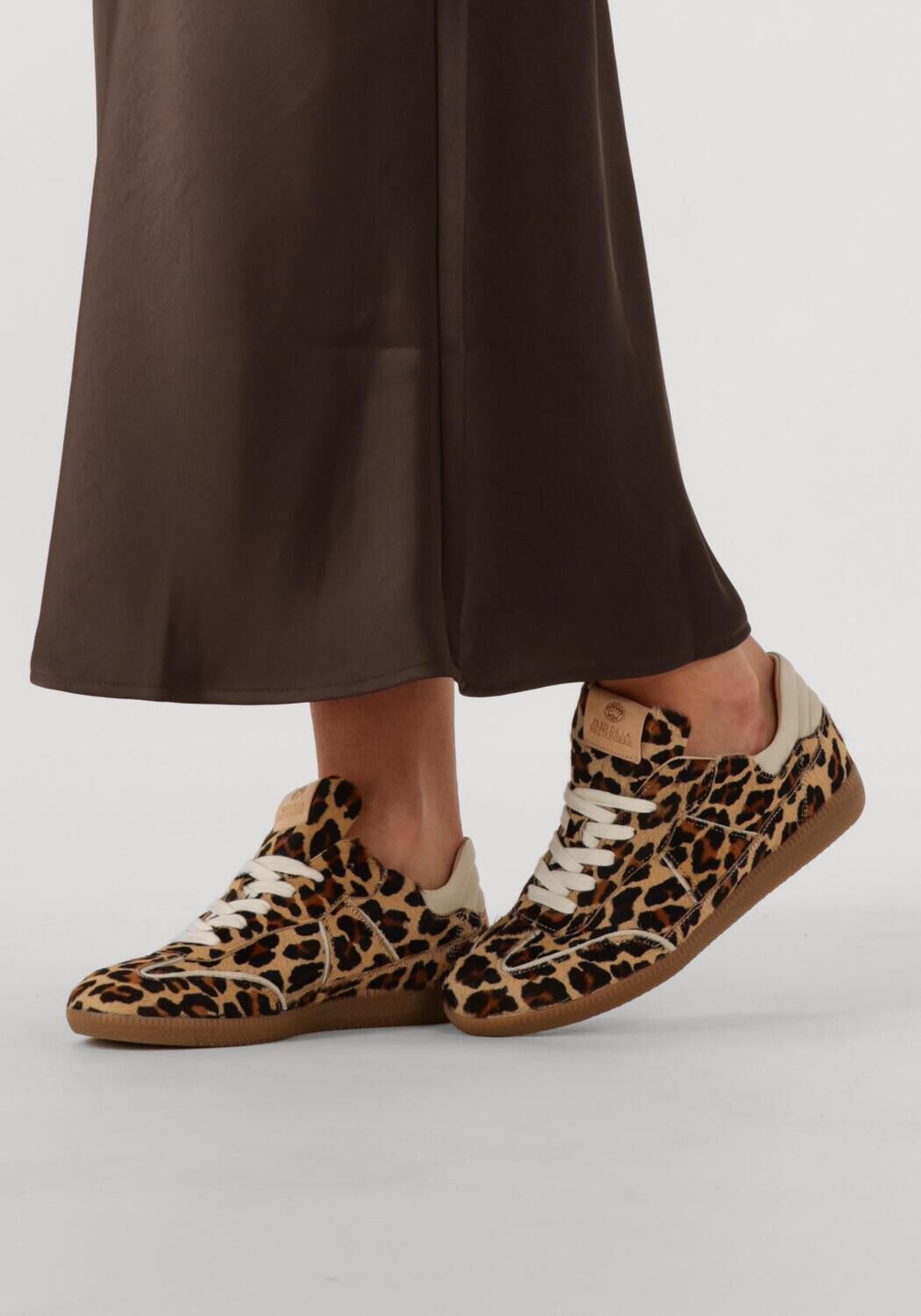 Beige FRED DE LA BRETONIERE Lage sneakers PEARL AMI - large