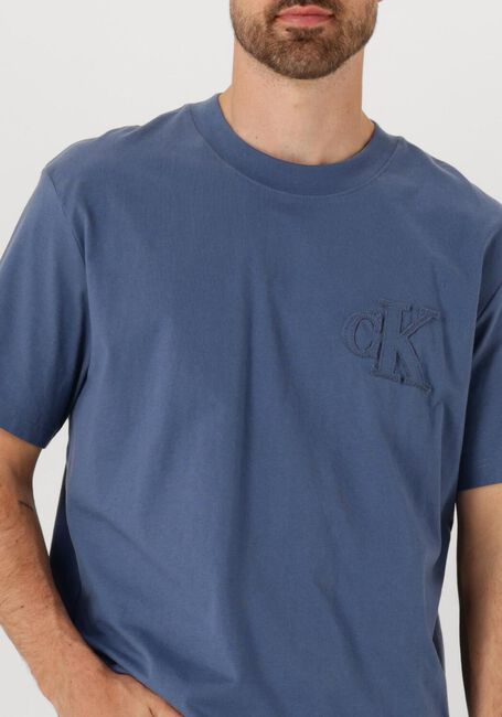 Blauwe CALVIN KLEIN T-shirt CK APPLIQUE TEE - large