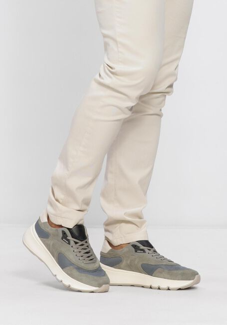 Grijze NUBIKK Lage sneakers LUCA NOA - large