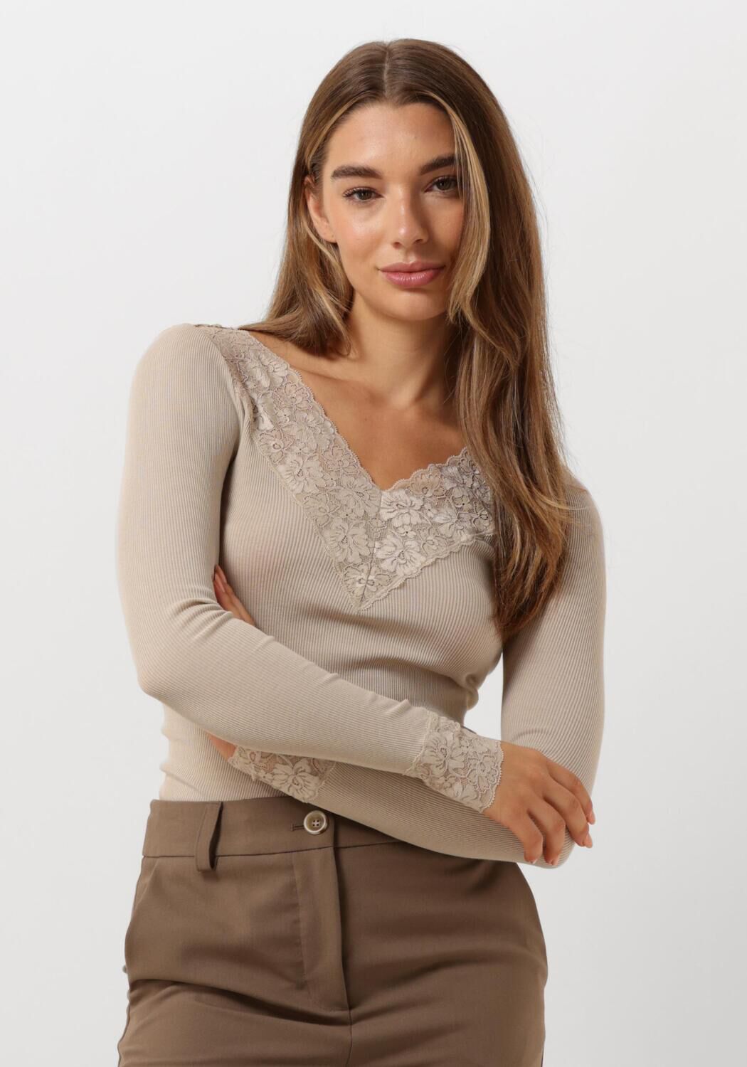 ROSEMUNDE Dames Tops & T-shirts Bernadine Organic T-shirt Lace Beige