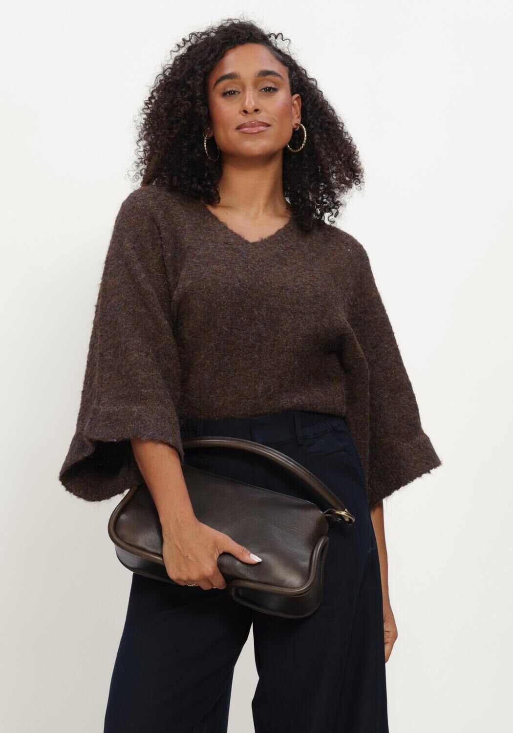 AIMEE THE LABEL Dames Truien & Vesten Clippow6 Knitted Sweater Bruin