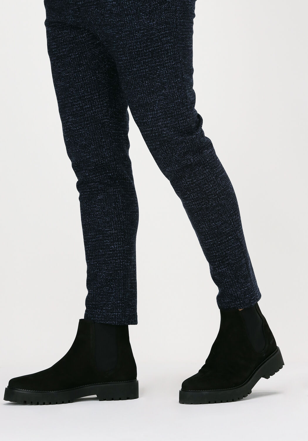 zwarte nubikk chelsea boots logan rai