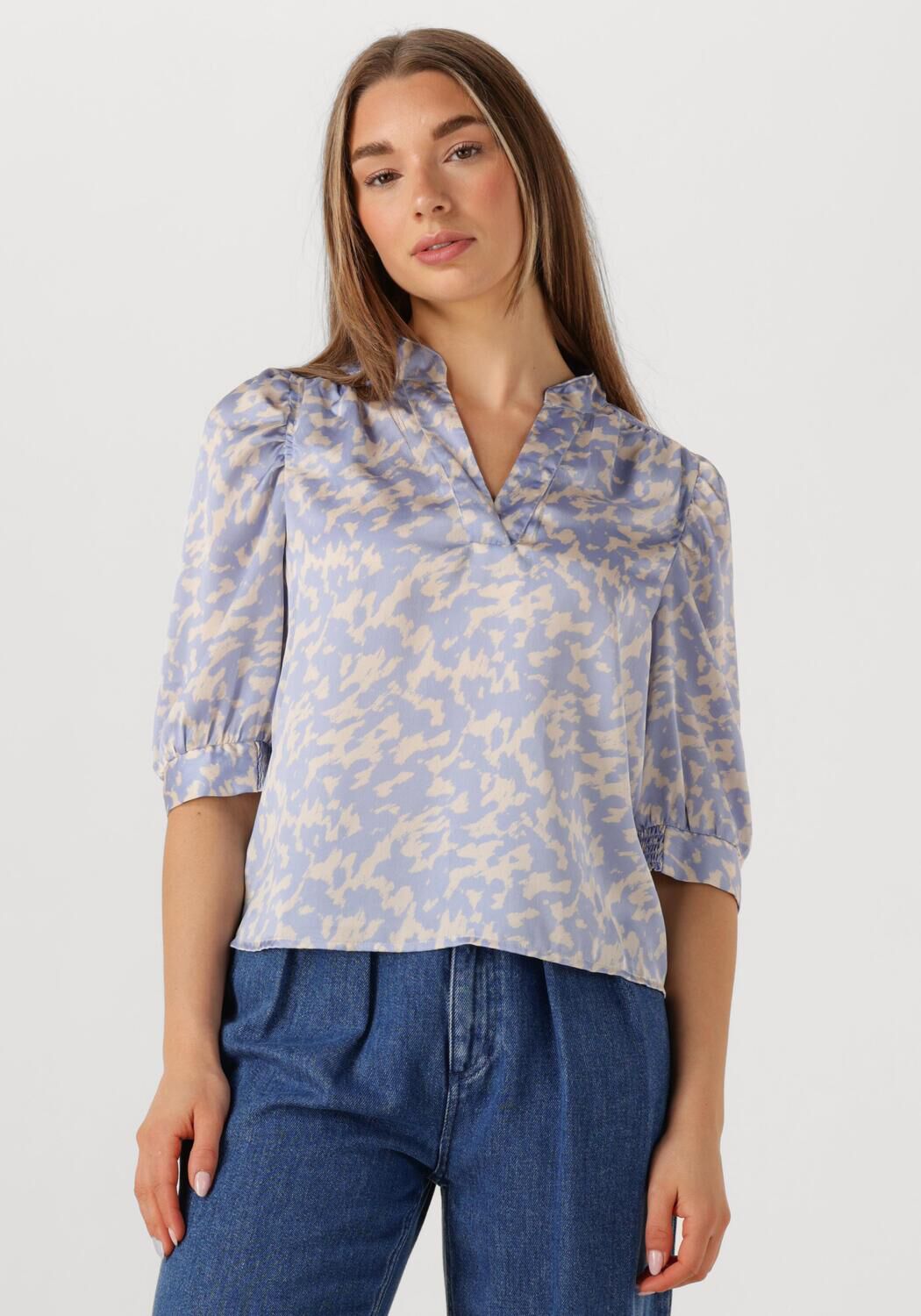 NEO NOIR Dames Blouses Roella Graphic Fade Blouse Blauw