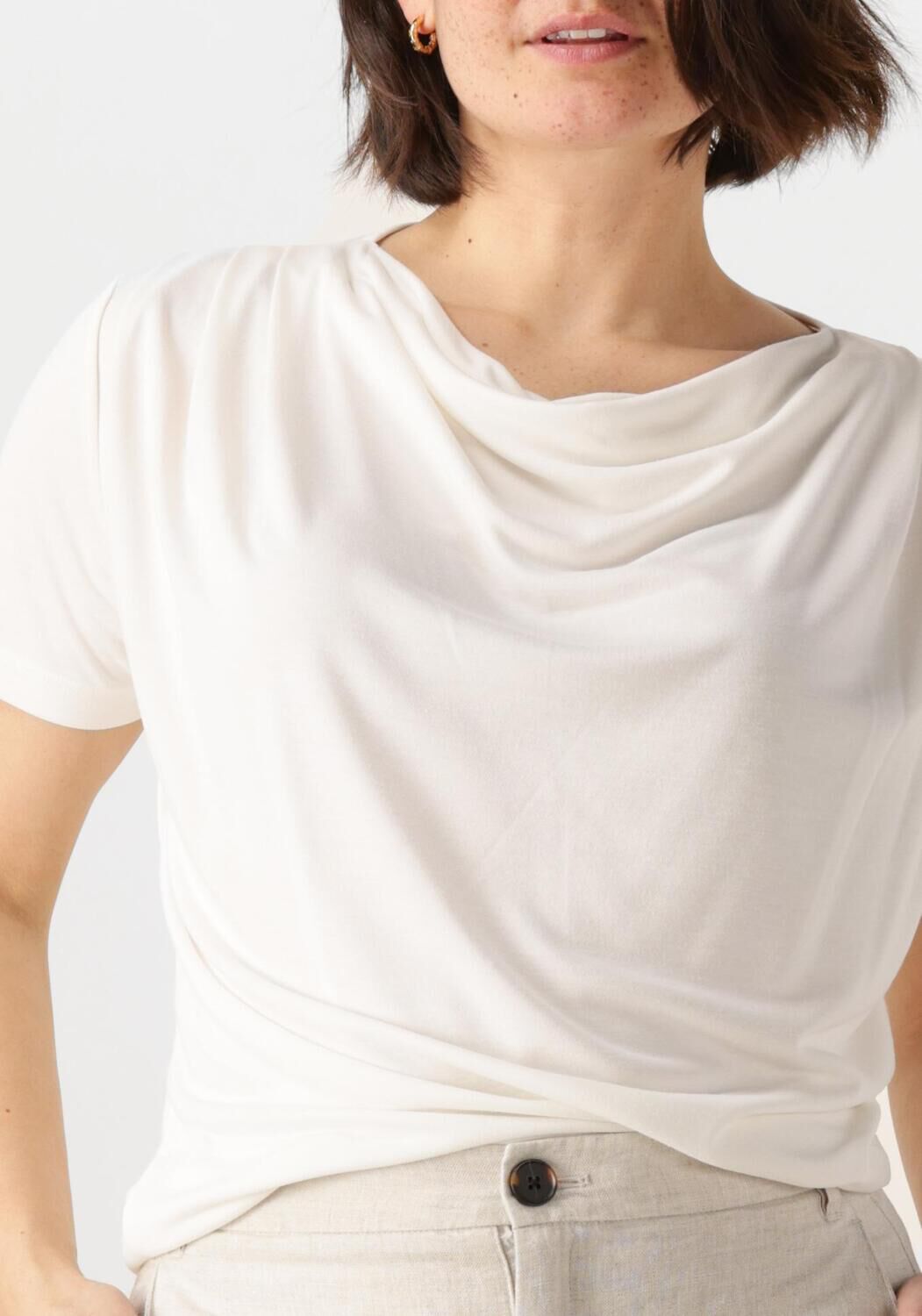 MINUS Dames Tops & T-shirts Soleima T-shirt Wit