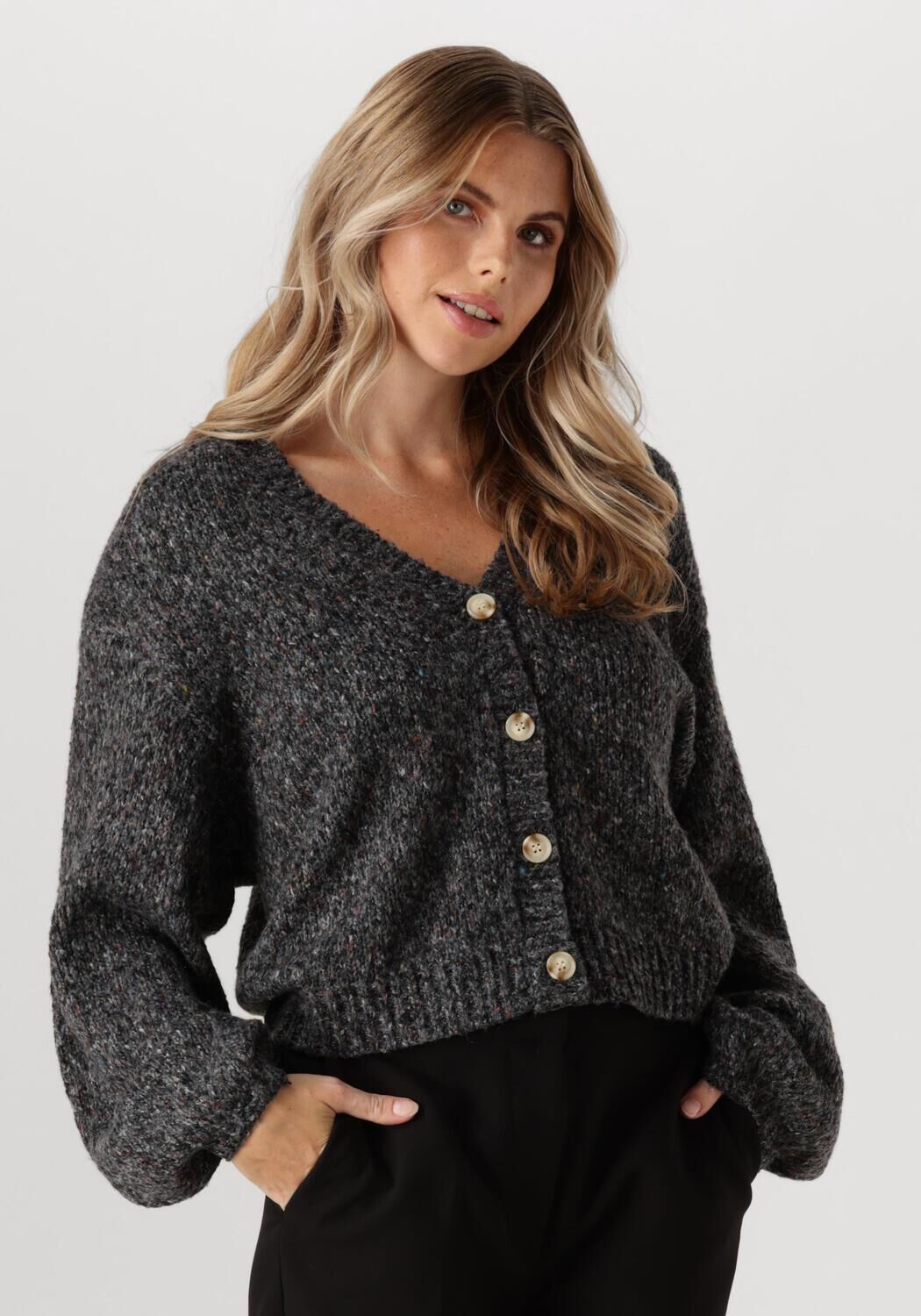 ANOTHER LABEL Dames Truien & Vesten Charlotte Knitted Cardigan Zwart