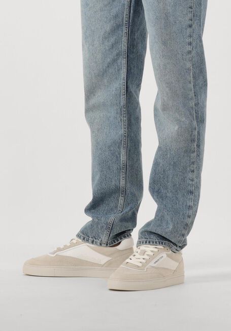 Witte NEW BALANCE Lage sneakers M2002R M - large