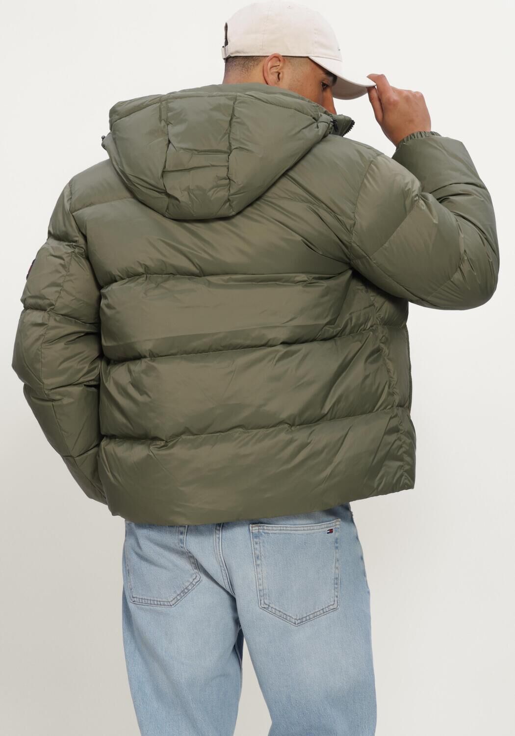 Groene TOMMY JEANS Gewatteerde jas TJM ESSENTIAL DOWN JACKET EXT - large