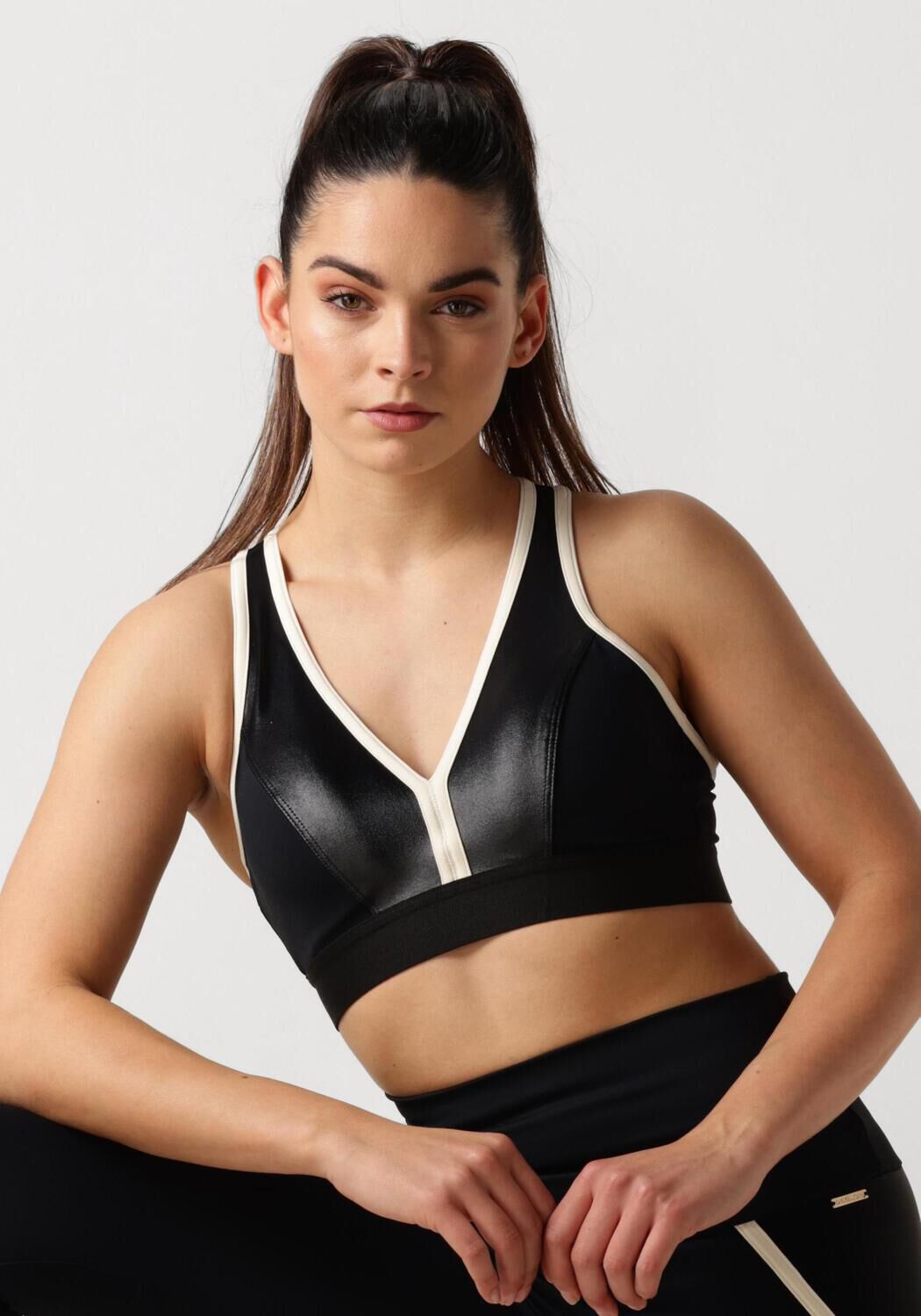DEBLON SPORTS Dames Tops & T-shirts Charlie Top Zwart