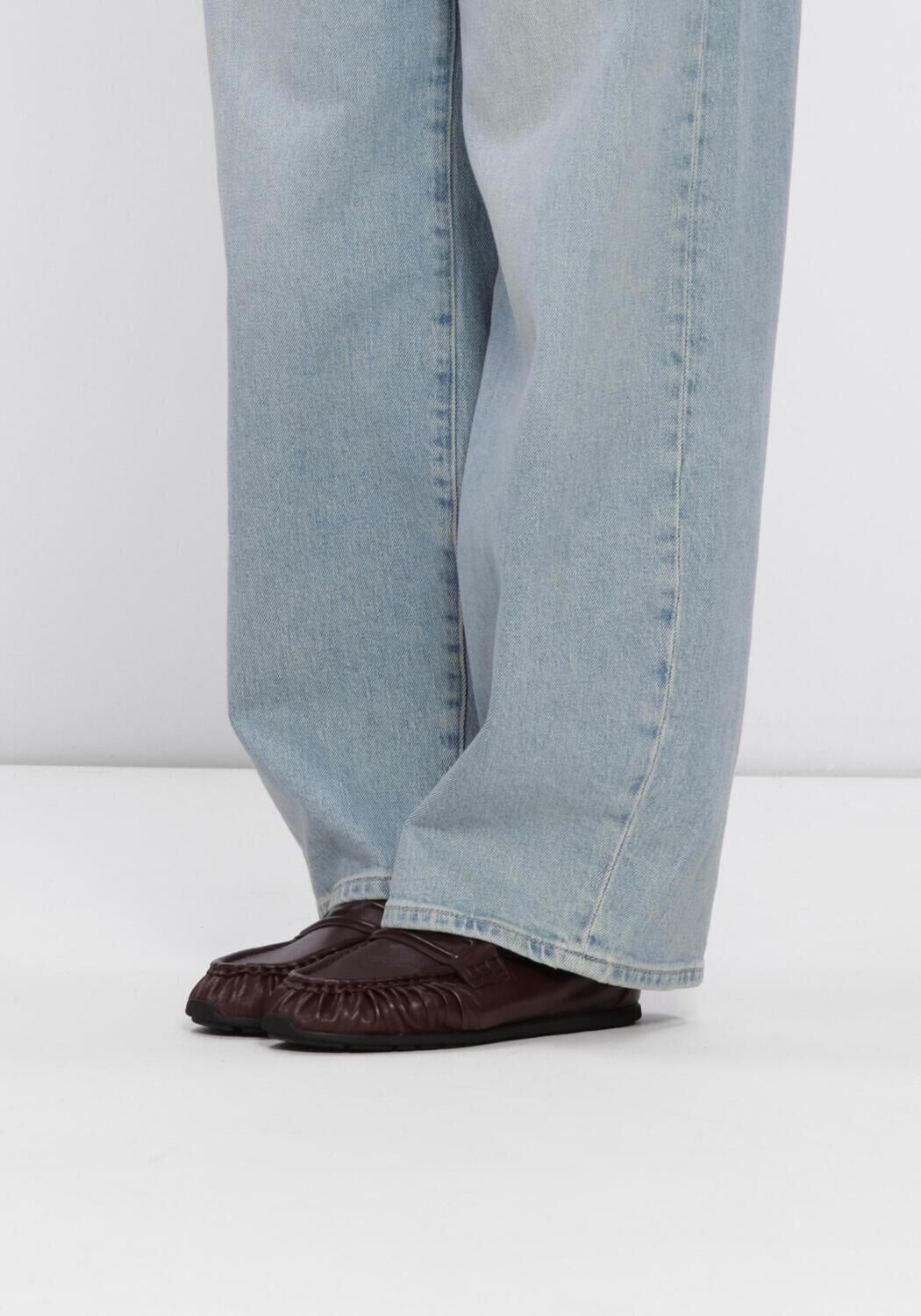 Bruine NUBIKK Loafers RILEY MIO - large