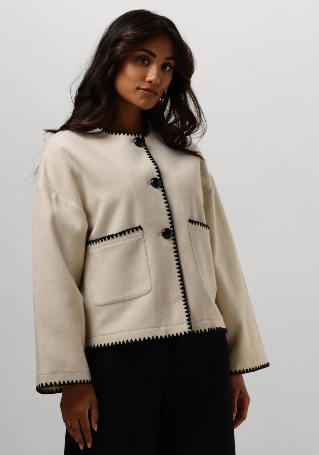 RUBY TUESDAY Dames Jassen Isac Jacket With Hand Embroidery Ecru