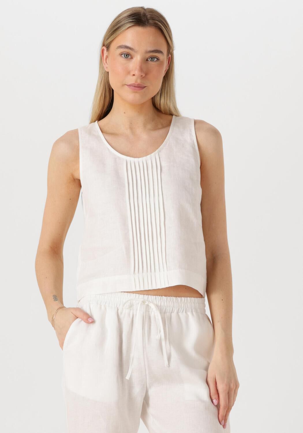 RESORT FINEST Dames Tops & T-shirts Crop Top Linen Wit