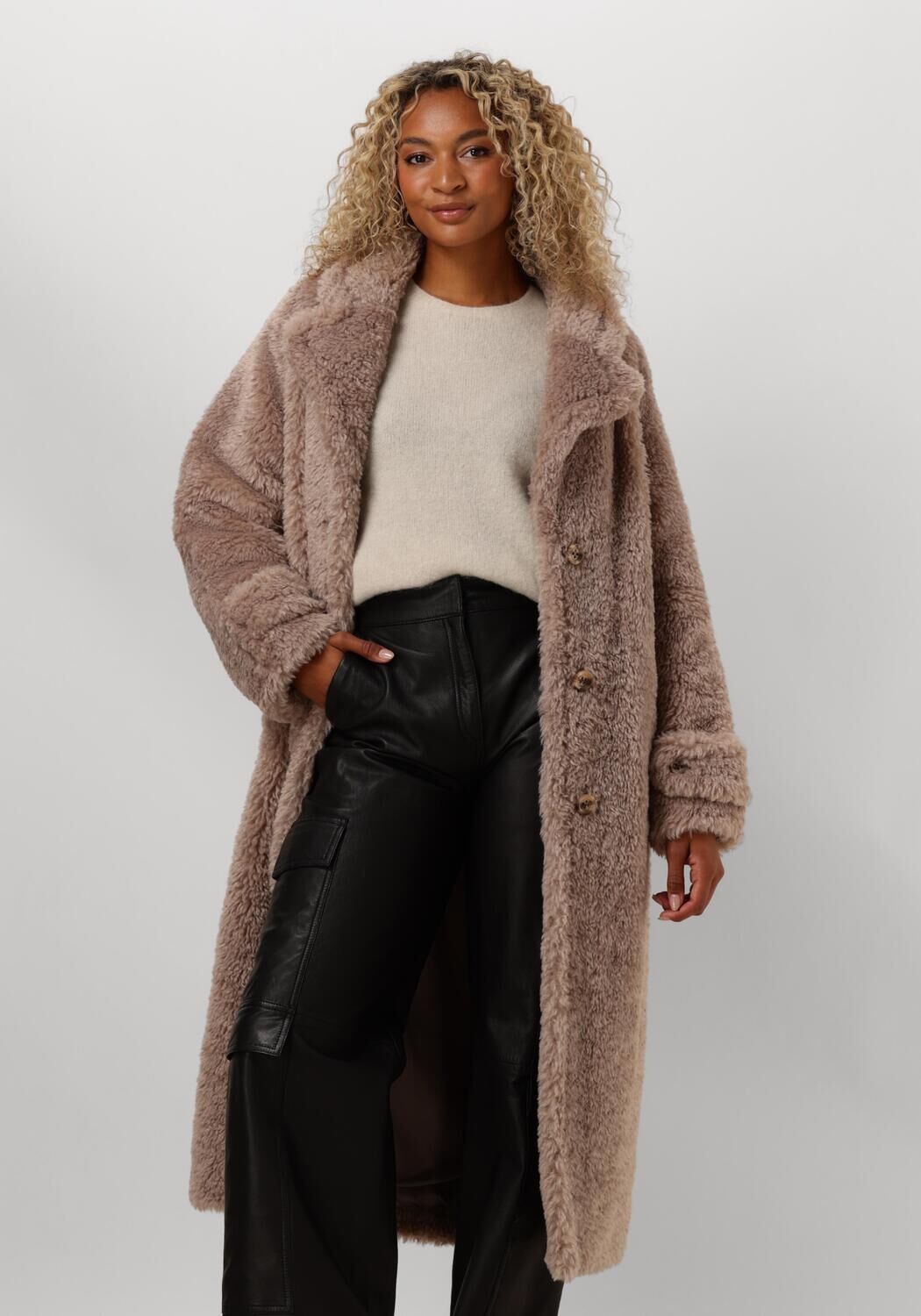 Beaumont Faux Fur Damesjas in Zand Brown Dames