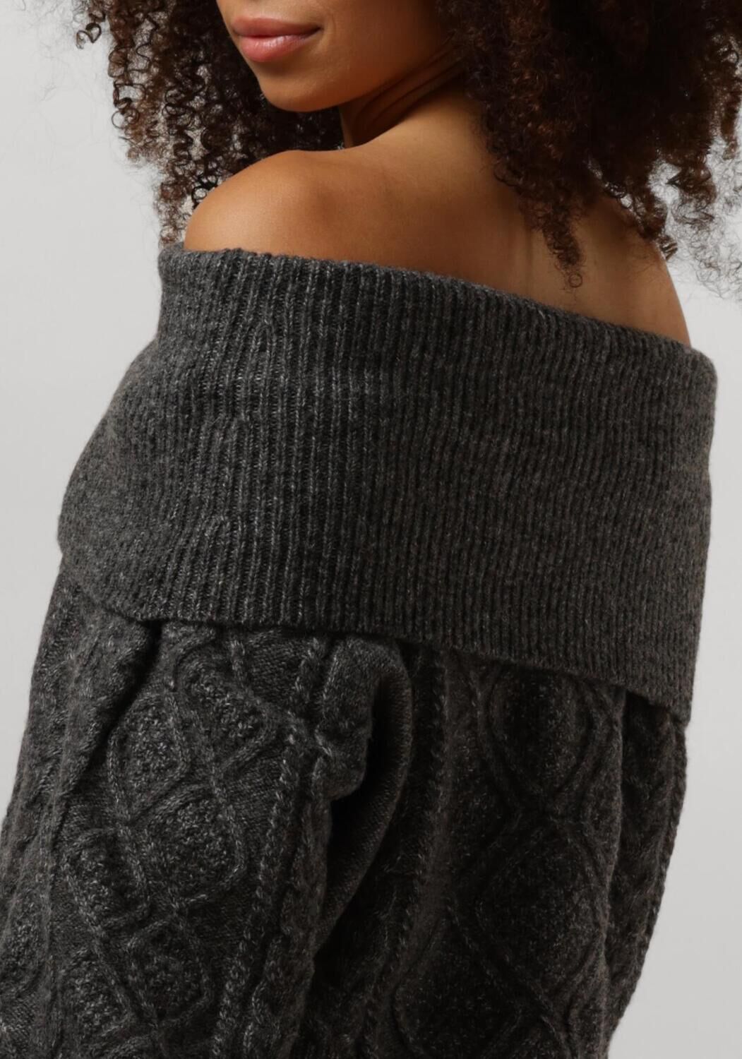 GESTUZ Dames Truien & Vesten Adiegz Off Shoulder Grijs