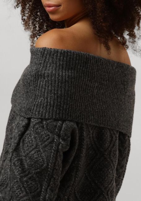 Grijze GESTUZ Trui ADIEGZ OFF SHOULDER - large