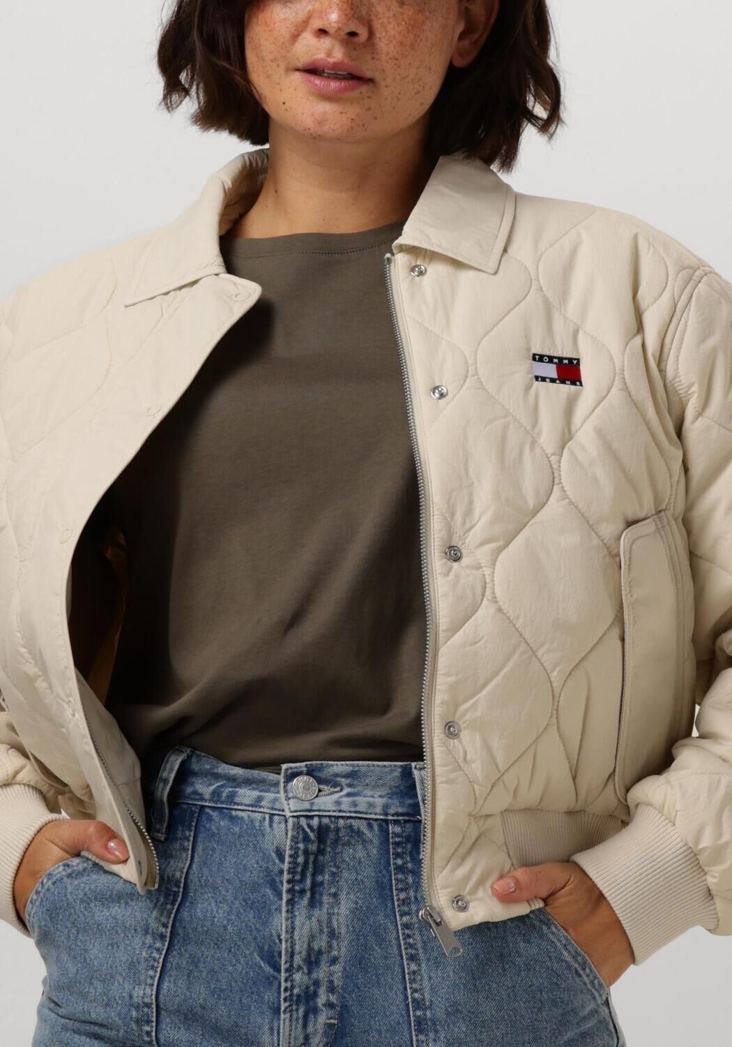 TOMMY JEANS Dames Jassen Tjw Onion Quilt Bomber Beige