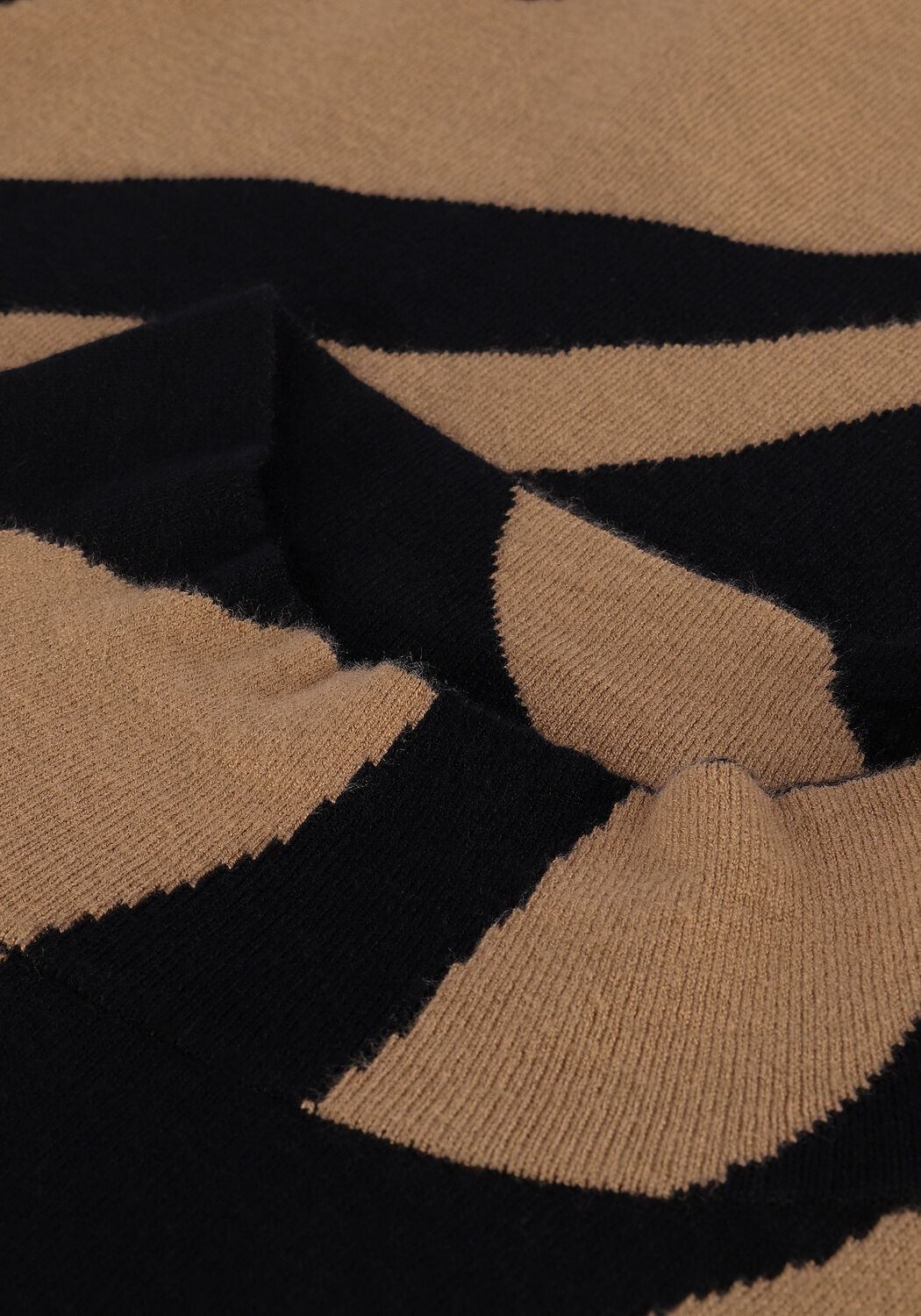 Camel GESTUZ Trui TALLIGZ JACQUARD TURTLENECK - large