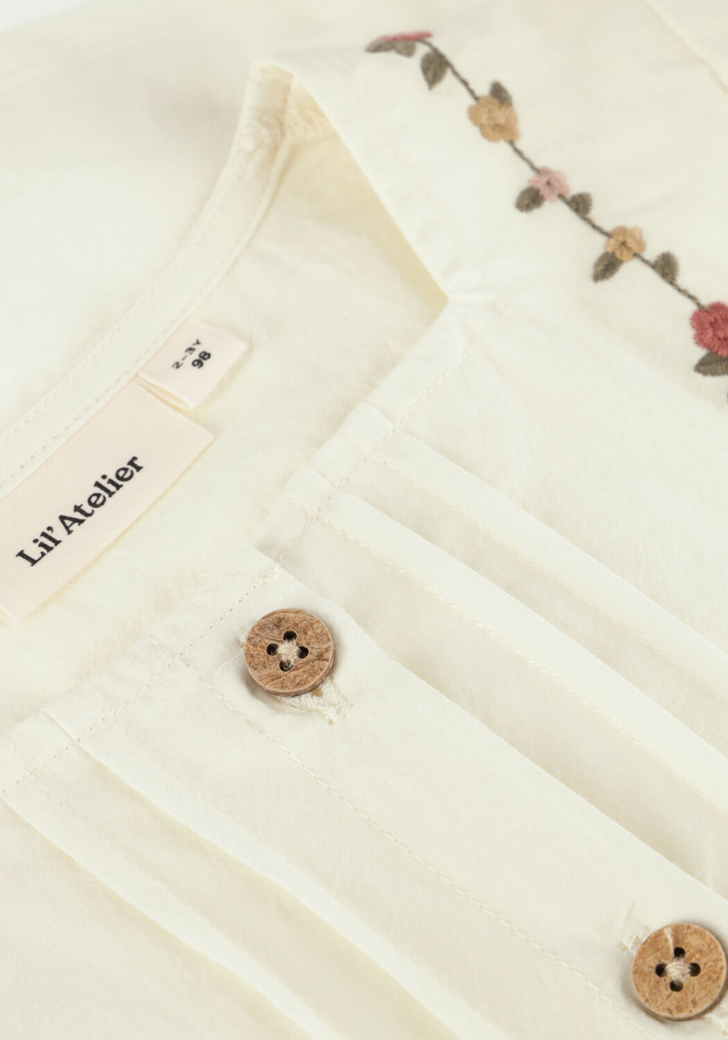 Witte LIL' ATELIER Blouses NMFJOLENE SS LOOSE SHIRT LIL - large