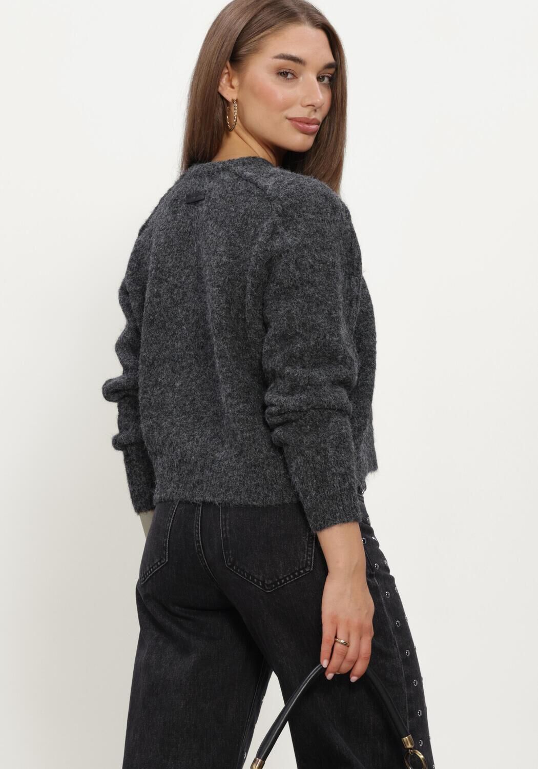 Antraciet HAUTE L'AMITI&Eacute; Trui DARCIA REVERSE CROP POCKET KNIT - large