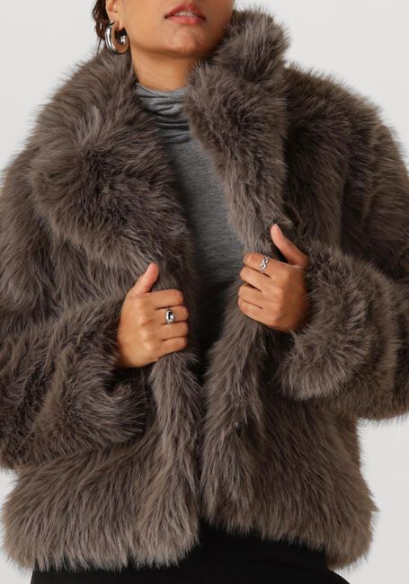 Taupe OBJECT Faux fur jas OBJISADORA L/S LO HAIRY COAT - large