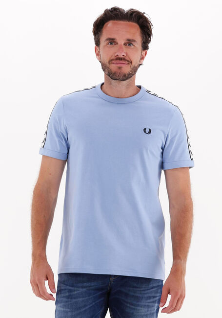 Lichtblauwe FRED PERRY T-shirt TAPED RINGER T-SHIRT - large