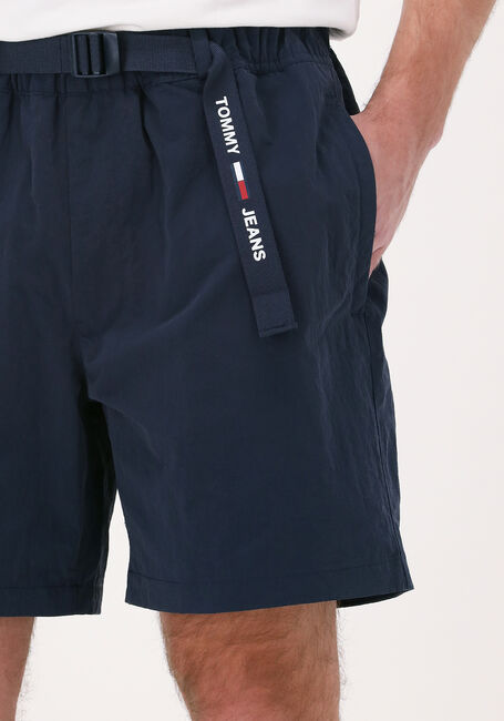 Donkerblauwe TOMMY JEANS Korte broek TJM BELTED BEACH SHORT - large