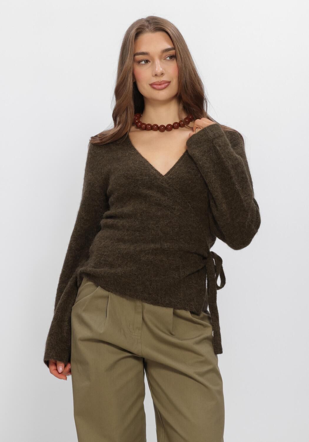 Donkergroene BOII STUDIOS Trui AURA WRAP KNIT - large