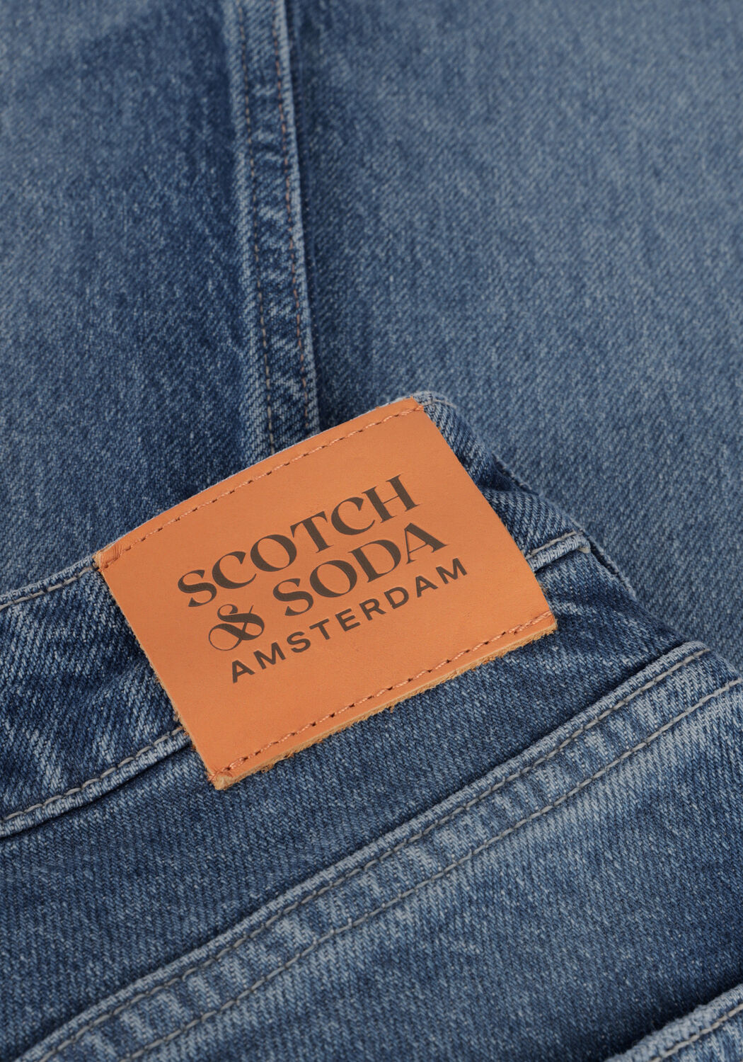 Blauwe SCOTCH & SODA Straight leg jeans SEASONAL ESSENTIALS THE SKY STRAIGHT JEANS - WINDCATCHER - large