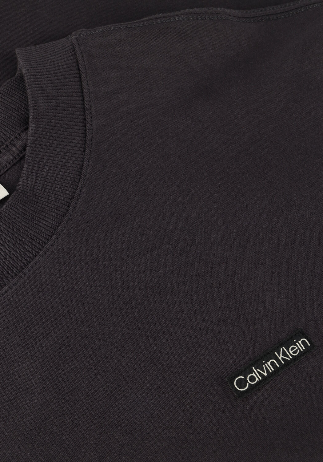 Zwarte CALVIN KLEIN T-shirt CALVIN KLEIN LABEL TEE - large