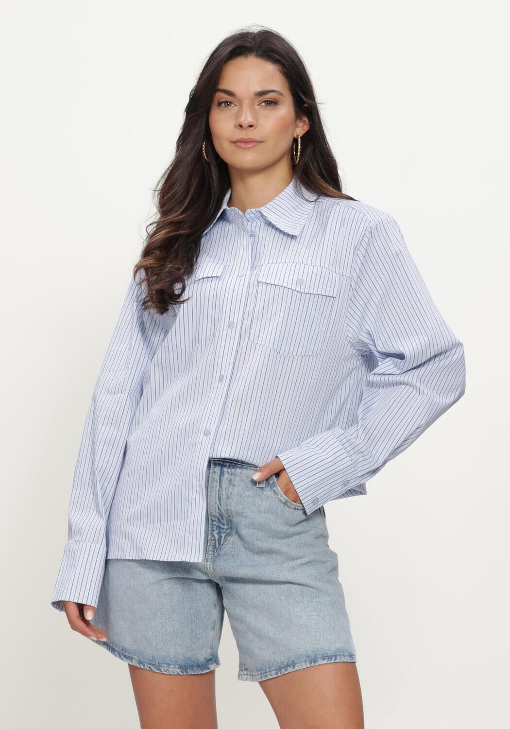 Lichtblauwe NOTRE-V Blouses NV-IRMA - large