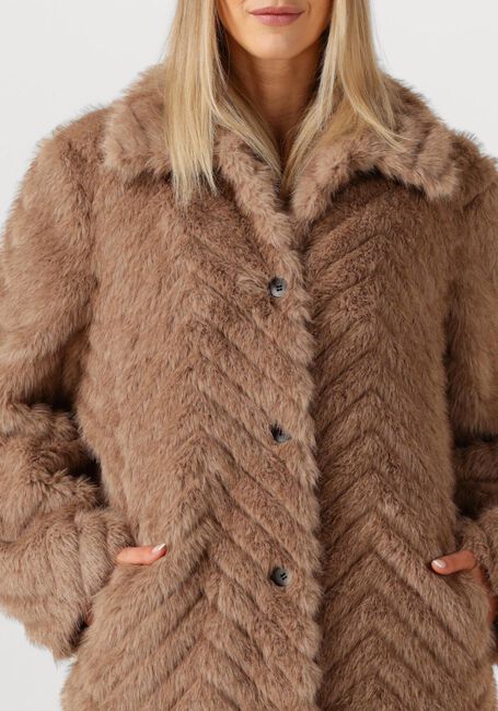 Taupe STUDIO AR Mantel SCARLET FAUX MINK ZIGZAG - large