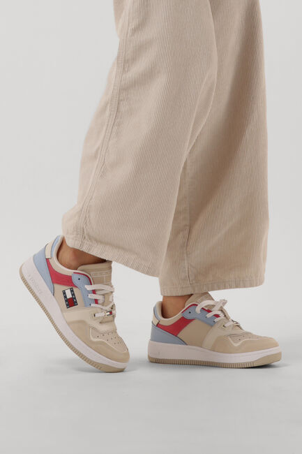 Beige TOMMY JEANS Lage sneakers MEG LOW - large