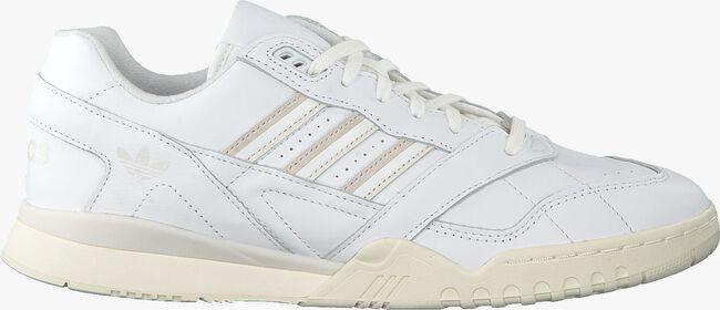 Witte ADIDAS Sneakers A.R. TRAINER  - large