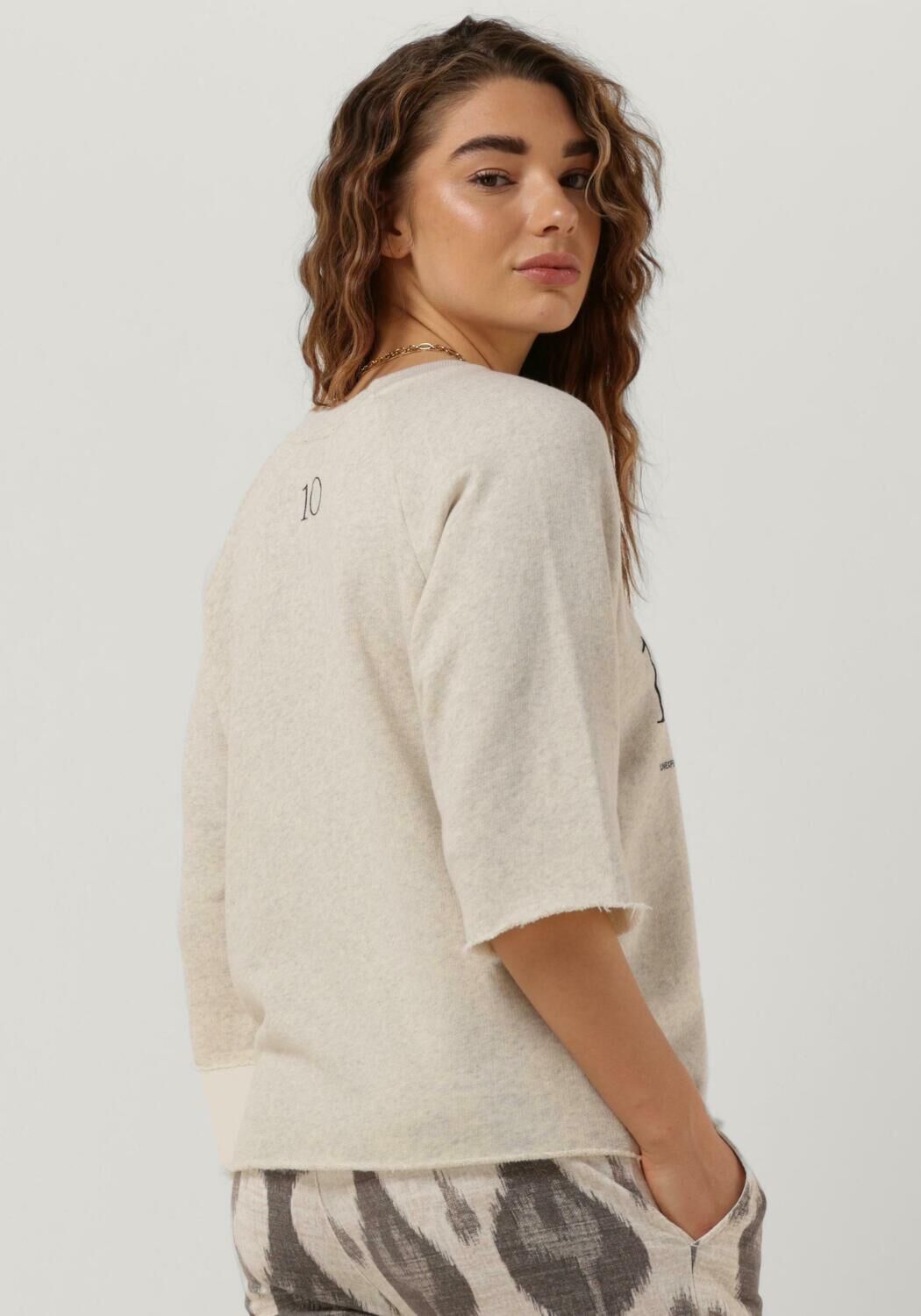 Beach sweater sales
