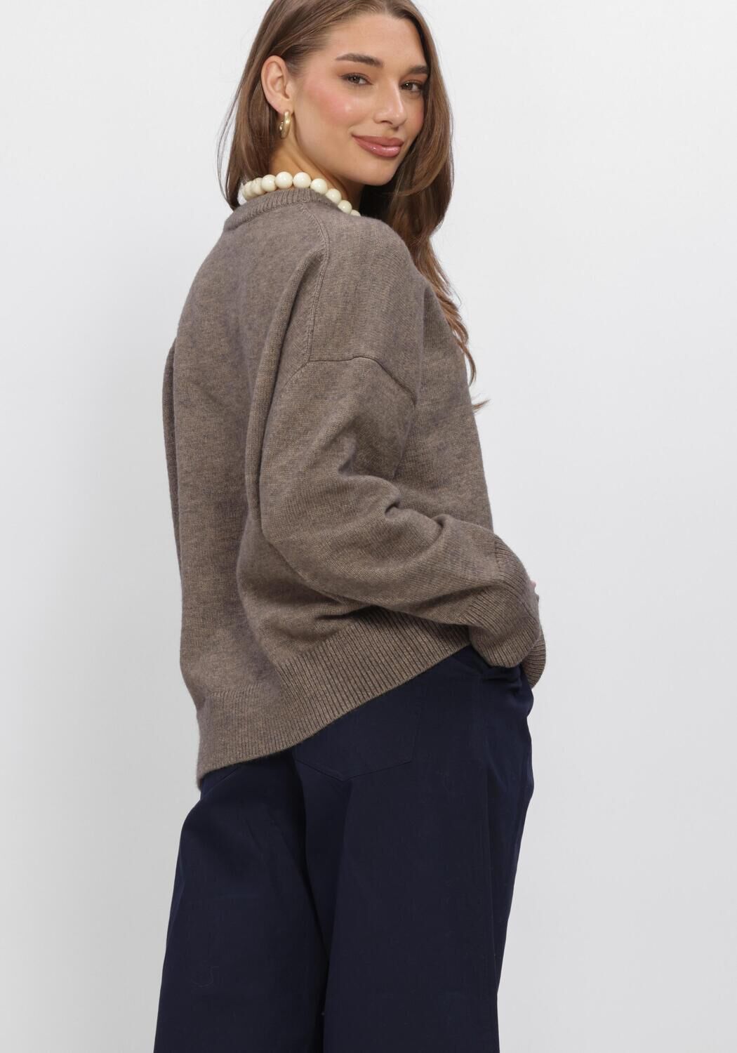 Taupe BOII STUDIOS Trui OLOL - large