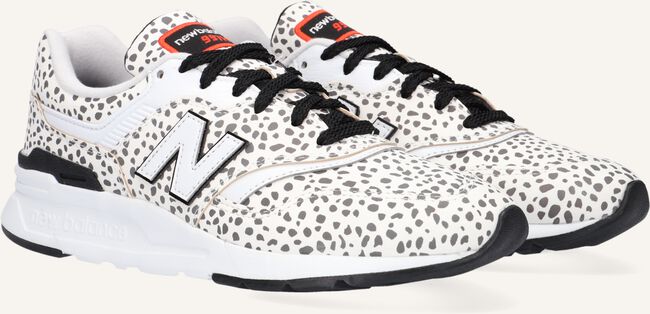 Beige NEW BALANCE Lage sneakers CW997 Beige NEW BALANCE Lage sneakers CW997 - large